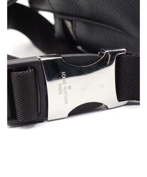 LOUIS VUITTON（ルイ ヴィトン）LOUIS VUITTON (ルイ ヴィトン) バムバッグアウトドア ブラック サイズ:- FO4139の古着・服飾アイテム