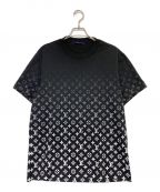 LOUIS VUITTONルイ ヴィトン）の古着「モノグラムグラディエントTシャツ」｜ブラック
