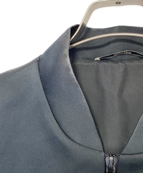 VALENTINO（ヴァレンティノ）VALENTINO (ヴァレンティノ) ボンバージャケット ブラック サイズ:50の古着・服飾アイテム
