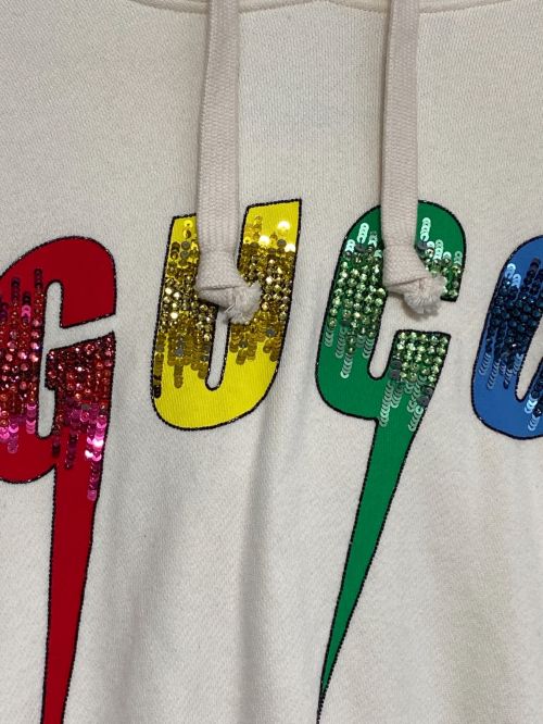 GUCCI（グッチ）GUCCI (グッチ) ブレードロゴプルオーバーパーカー アイボリー サイズ:Mの古着・服飾アイテム