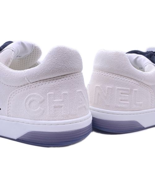 CHANEL（シャネル）CHANEL (シャネル) スウェード カーフスキン アイボリー サイズ:42 未使用品の古着・服飾アイテム