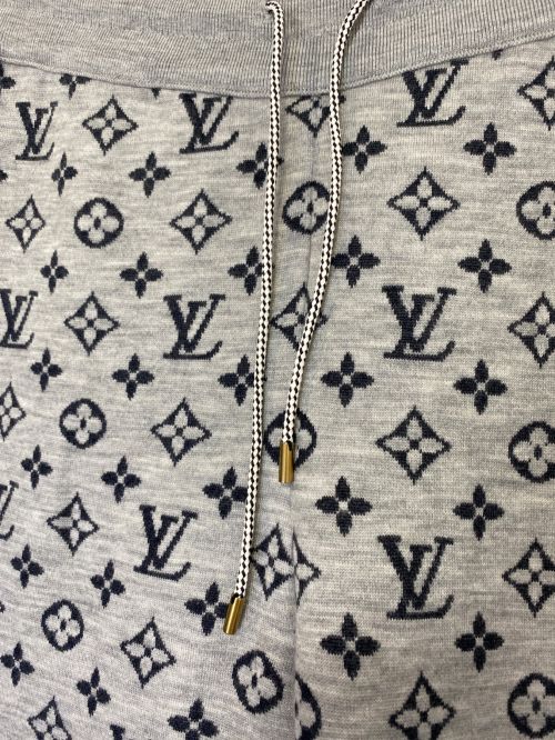 LOUIS VUITTON（ルイ ヴィトン）LOUIS VUITTON (ルイ ヴィトン) カシミヤ混モノグラムジョガーパンツ グレー サイズ:M 未使用品の古着・服飾アイテム