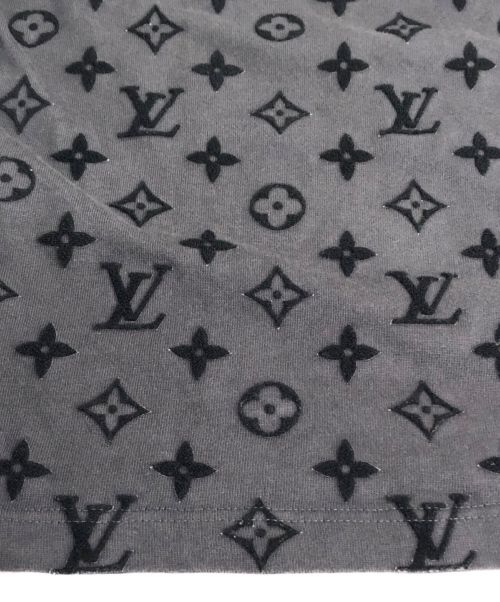 LOUIS VUITTON（ルイ ヴィトン）LOUIS VUITTON (ルイ ヴィトン) フックアンドループモノグラムTシャツ グレー サイズ:XSの古着・服飾アイテム