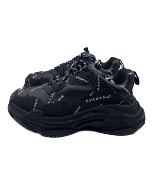 BALENCIAGA（バレンシアガ）BALENCIAGA (バレンシアガ) TRIPLE S ALLOVER LOGO BLACK ブラック サイズ:42の古着・服飾アイテム