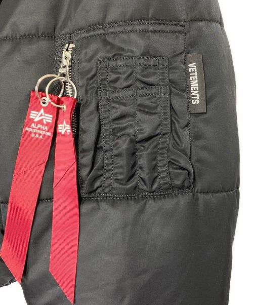 VETEMENTS（ヴェトモン）VETEMENTS (ヴェトモン) Reversible Bomber Jacket ブラック サイズ:Sの古着・服飾アイテム