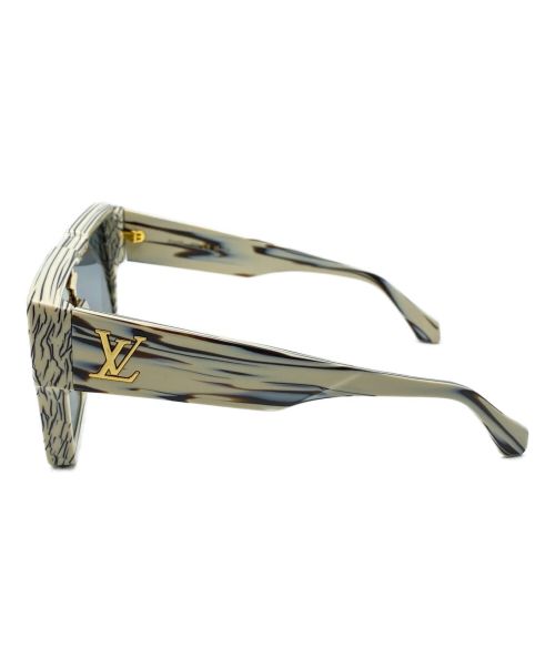 LOUIS VUITTON（ルイ ヴィトン）LOUIS VUITTON (ルイ ヴィトン) サイクロン ホワイト サイズ:-の古着・服飾アイテム