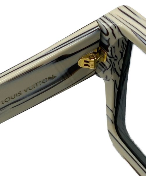 LOUIS VUITTON（ルイ ヴィトン）LOUIS VUITTON (ルイ ヴィトン) サイクロン ホワイト サイズ:-の古着・服飾アイテム