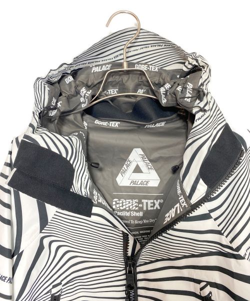 PALACE（パレス）PALACE (パレス) VORTEX JACKET ホワイト サイズ:Mの古着・服飾アイテム
