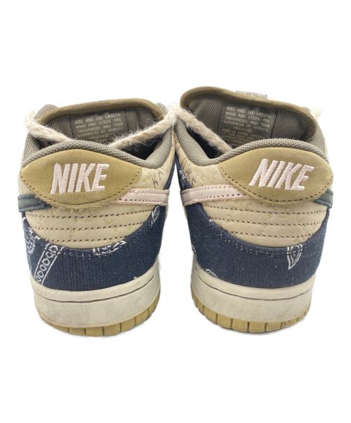 NIKE（ナイキ）NIKE (ナイキ) Travis Scott (トラビス・スコット) SB DUNK LOW PRM QS ベージュ サイズ:26cm (US 8)の古着・服飾アイテム