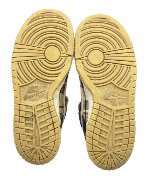 NIKE（ナイキ）NIKE (ナイキ) Travis Scott (トラビス・スコット) SB DUNK LOW PRM QS ベージュ サイズ:26cm (US 8)の古着・服飾アイテム