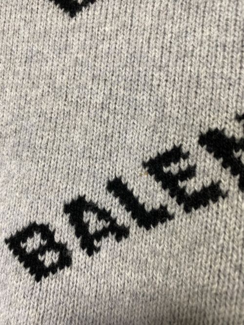 BALENCIAGA（バレンシアガ）BALENCIAGA (バレンシアガ) ALL OVER LOGO SWEATER グレー サイズ:Lの古着・服飾アイテム