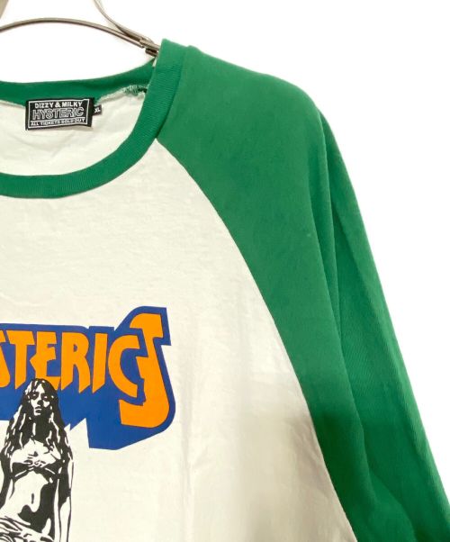 Hysteric Glamour（ヒステリックグラマー）Hysteric Glamour (ヒステリックグラマー) BAD AS MAMA 七分袖Tシャツ ホワイト×グリーン サイズ:XLの古着・服飾アイテム