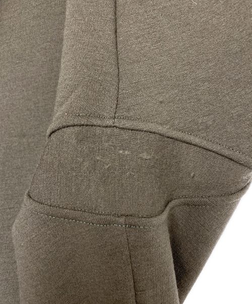 STONE ISLAND SHADOW PROJECT（ストーンアイランド シャドウプロジェクト）STONE ISLAND SHADOW PROJECT (ストーンアイランド シャドウプロジェクト) スウェット カーキ サイズ:Lの古着・服飾アイテム