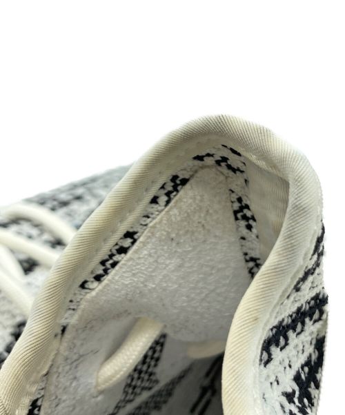adidas（アディダス）adidas (アディダス) YEEZY BOOST 350 V2 ZEBRA ホワイト×ブラック サイズ:28cm (US10)の古着・服飾アイテム