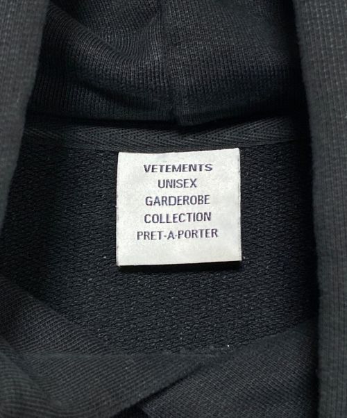 VETEMENTS（ヴェトモン）VETEMENTS (ヴェトモン) ANTWERPEN HOODIE ブラック サイズ:XSの古着・服飾アイテム