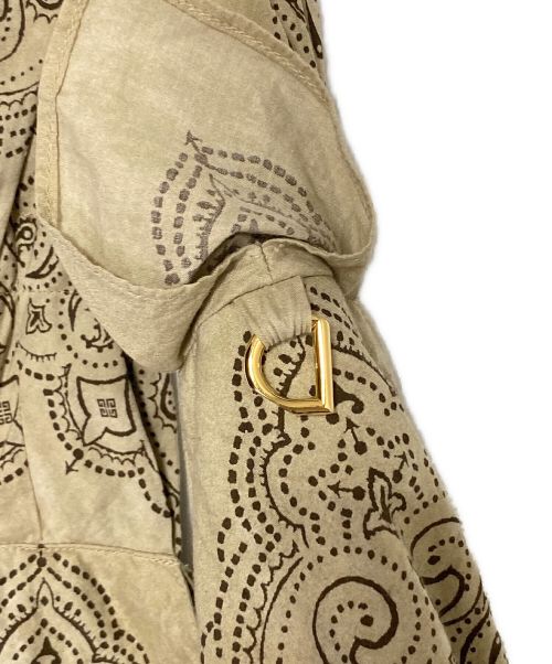GIVENCHY（ジバンシィ）GIVENCHY (ジバンシィ) ショルダーバッグ ベージュ サイズ:-の古着・服飾アイテム