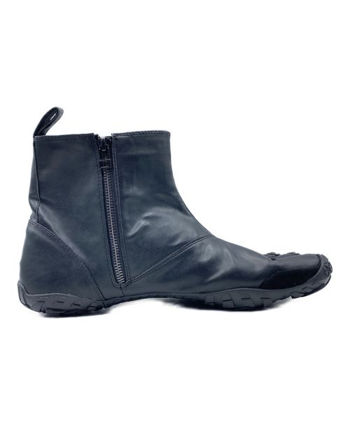 TAKAHIROMIYASHITA TheSoloIst.（タカヒロミヤシタ ザソロイスト）TAKAHIROMIYASHITA TheSoloIst. (タカヒロミヤシタ ザソロイスト) suicoke (スイコック) FIVE FINGERS CHELSEA BOOTS ブラック サイズ:46の古着・服飾アイテム