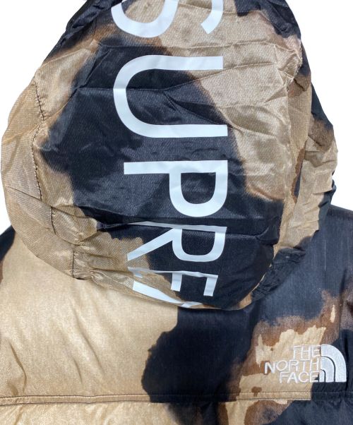 SUPREME（シュプリーム）SUPREME (シュプリーム) THE NORTH FACE (ザ ノース フェイス) Bleached Denim Print Nuptse Jacket ブラック×ブラウン サイズ:XLの古着・服飾アイテム