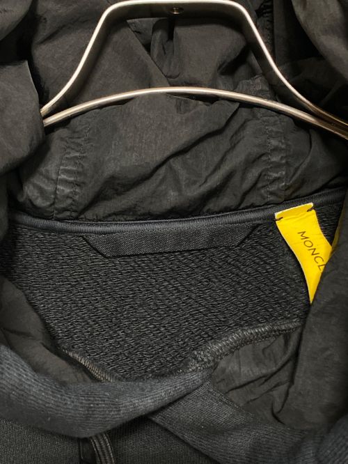 MONCLER GENIUS（モンクレール ジーニアス）MONCLER GENIUS (モンクレール ジーニアス) HOODIE GARMENT DYE ブラック サイズ:Mの古着・服飾アイテム