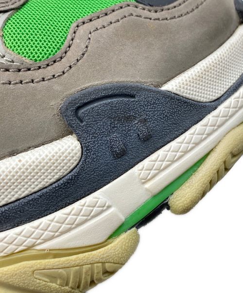 BALENCIAGA（バレンシアガ）BALENCIAGA (バレンシアガ) TRIPLE S グリーン サイズ:SIZE 40の古着・服飾アイテム