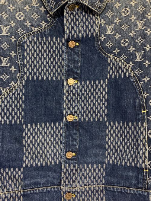 LOUIS VUITTON（ルイ ヴィトン）LOUIS VUITTON (ルイ ヴィトン) NIGO (二ゴー) Giant Damier Waves MNGM Denim Jacket インディゴ サイズ:44の古着・服飾アイテム