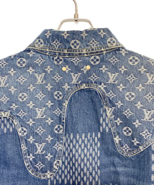 LOUIS VUITTON（ルイ ヴィトン）LOUIS VUITTON (ルイ ヴィトン) NIGO (二ゴー) Giant Damier Waves MNGM Denim Jacket インディゴ サイズ:44の古着・服飾アイテム