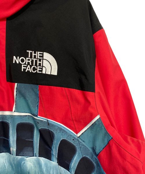 SUPREME（シュプリーム）SUPREME (シュプリーム) THE NORTH FACE (ザ ノース フェイス) Statue of Liberty Mountain Jacket レッド×ブラック サイズ:Mの古着・服飾アイテム