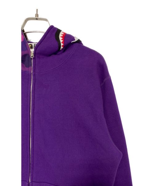 A BATHING APE（アベイシングエイプ）A BATHING APE (アベイシングエイプ) シャーク ジップ パーカー パープル サイズ:Lの古着・服飾アイテム