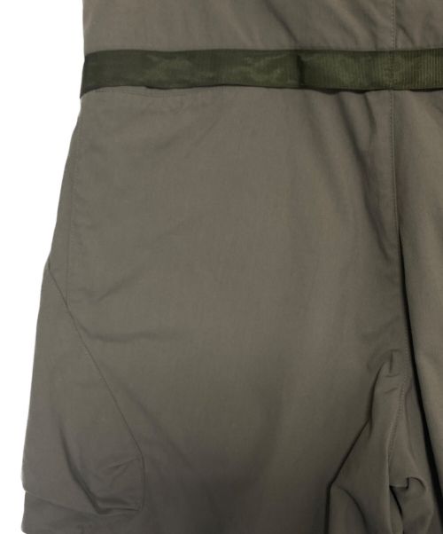 ACRONYM（アクロニウム）ACRONYM (アクロニウム) military cargo shorts ブラウン サイズ:Sの古着・服飾アイテム