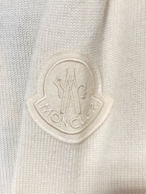 MONCLER GENIUS（モンクレール ジーニアス）MONCLER GENIUS (モンクレール ジーニアス) GIROCOLLO/ ロゴジャガード ミドルゲージ ウール ニット ベージュ サイズ:Sの古着・服飾アイテム