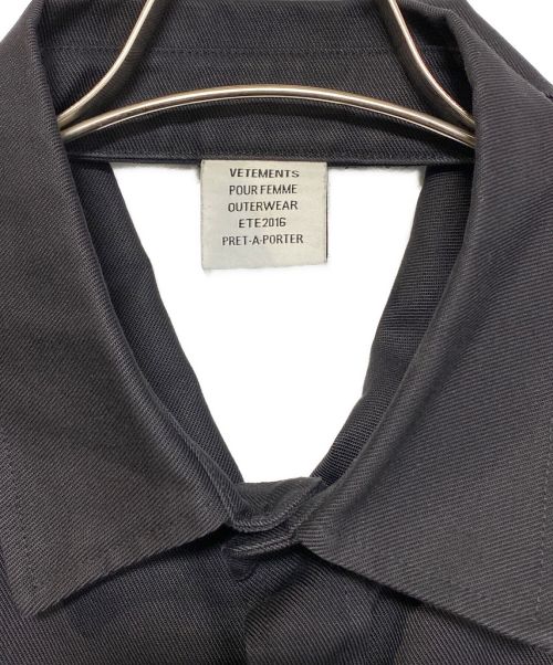VETEMENTS（ヴェトモン）VETEMENTS (ヴェトモン) ワークシャツ ブラック サイズ:Sの古着・服飾アイテム