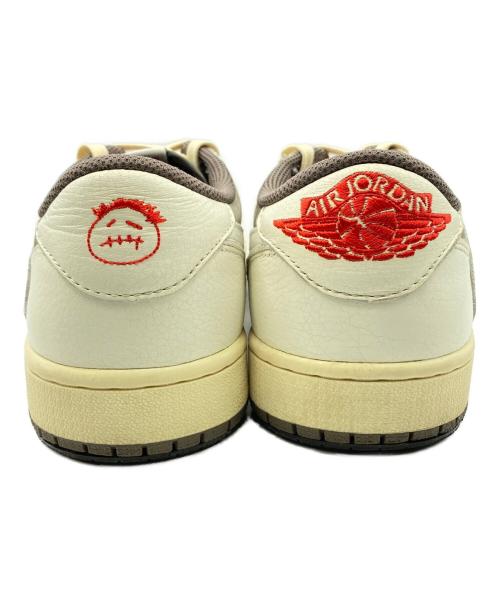 NIKE（ナイキ）NIKE (ナイキ) Travis Scott (トラヴィス スコット) AIR JORDAN1 LOW OG SP ベージュ サイズ:27.5cm(US 9.5)の古着・服飾アイテム