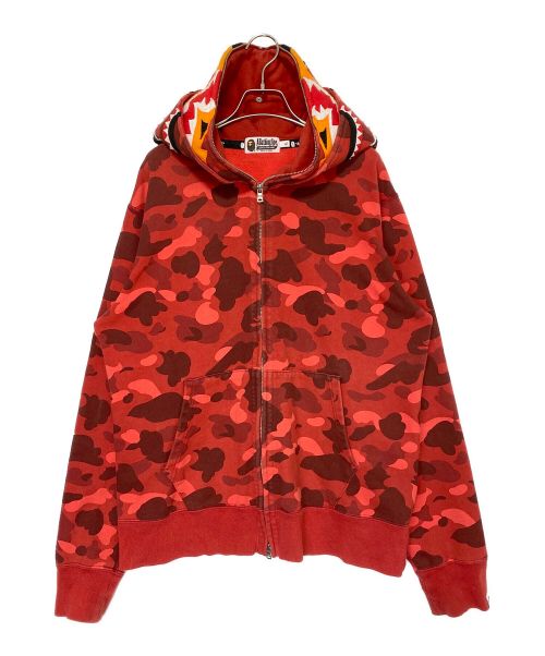 A BATHING APE（アベイシングエイプ）A BATHING APE (アベイシングエイプ) COLOR CAMO SHARK FULL ZIP HOODIE レッド サイズ:XLの古着・服飾アイテム