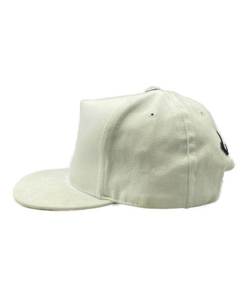 CHROME HEARTS（クロムハーツ）CHROME HEARTS (クロムハーツ) Denim Horseshoe Hat ホワイト サイズ:-の古着・服飾アイテム