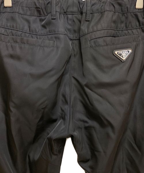 PRADA（プラダ）PRADA (プラダ) RE NYLON（リナイロン）トラウザーパンツ ブラック サイズ:46の古着・服飾アイテム