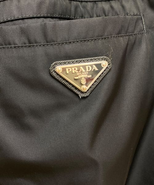 PRADA（プラダ）PRADA (プラダ) RE NYLON（リナイロン）トラウザーパンツ ブラック サイズ:46の古着・服飾アイテム