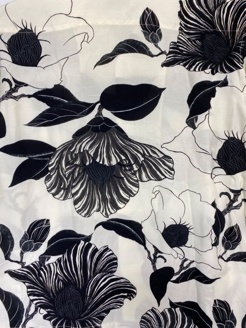Gakkin（ガッキン）Gakkin (ガッキン) BUDSPOOL (バッズプール) 廻り花 HAWAIIAN SHIRT アイボリー×ブラック サイズ:Lの古着・服飾アイテム
