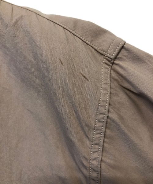 PHIGVEL MAKERS（フィグベルマーカーズ）PHIGVEL MAKERS (フィグベルマーカーズ) OPEN COLLAR LS SHIRT ベージュ サイズ:SIZE 2の古着・服飾アイテム