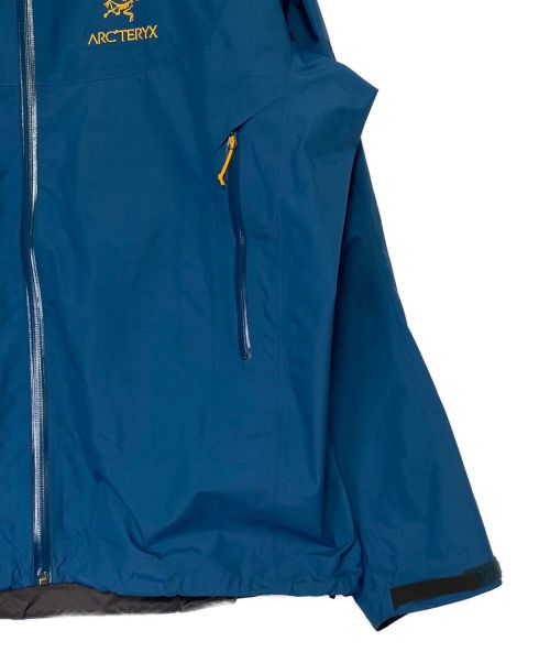 ARC'TERYX（アークテリクス）ARC'TERYX (アークテリクス) BETA SL JACKET ブルー サイズ:XLの古着・服飾アイテム
