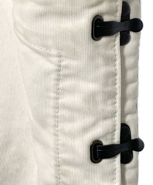 VISVIM（ビズビム）VISVIM (ビズビム) OVERALLS G.CORDS ホワイト サイズ:2の古着・服飾アイテム