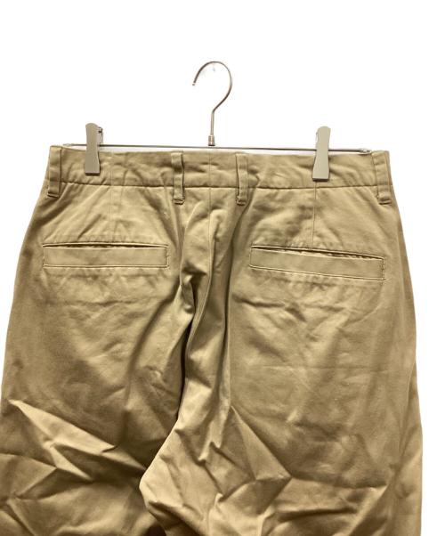 UNIVERSAL PRODUCTS.（ユニバーサルプロダクツ）UNIVERSAL PRODUCTS. (ユニバーサルプロダクツ) no tuck wide chino/ノータックワイドチノ カーキ サイズ:2の古着・服飾アイテム