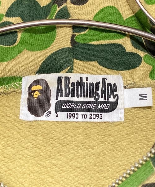 A BATHING APE（アベイシングエイプ）A BATHING APE (アベイシングエイプ) Camo Shark Full Zip オリーブ サイズ:Mの古着・服飾アイテム