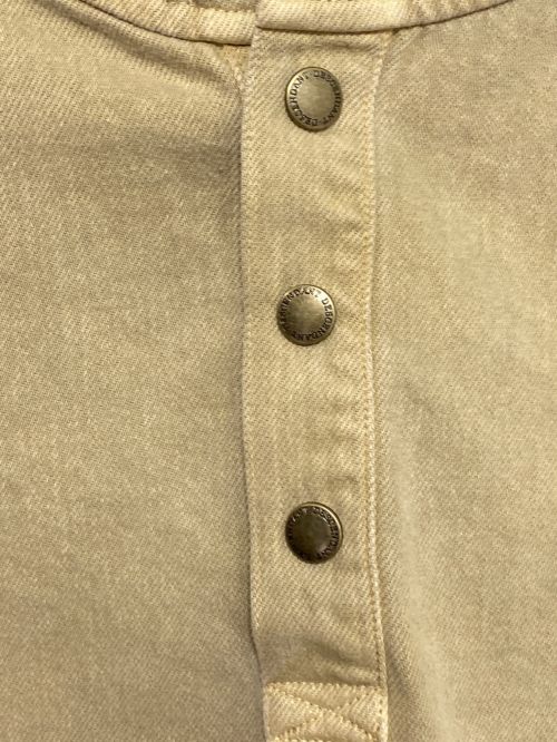 DESCENDANT（ディセンダント）DESCENDANT (ディセンダント) MOLE HOODED LS SHIRT PIGMENT DYE ベージュ サイズ:3の古着・服飾アイテム