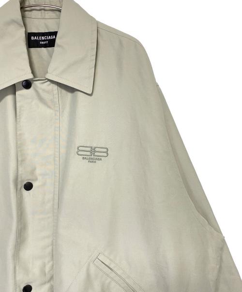 BALENCIAGA（バレンシアガ）BALENCIAGA (バレンシアガ) ロゴエンブロイダリーコート アイボリー サイズ:2の古着・服飾アイテム