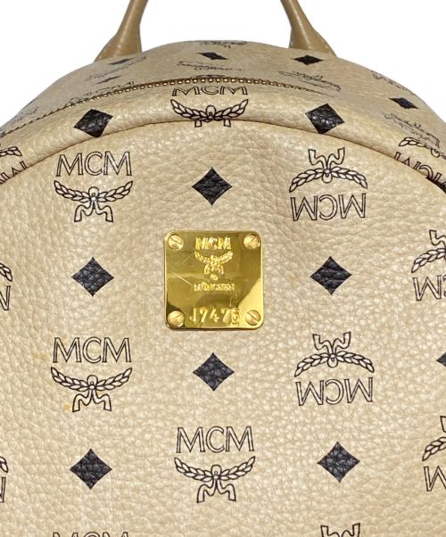 MCM（エムシーエム）MCM (エムシーエム) Visetos Stark Side Studded Bag Pack ベージュ サイズ:-の古着・服飾アイテム
