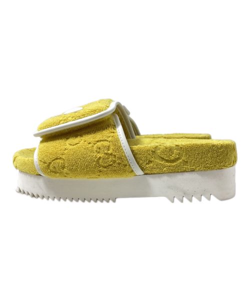 GUCCI（グッチ）GUCCI (グッチ) adidas (アディダス) ロゴデザインサンダル イエロー サイズ:34の古着・服飾アイテム