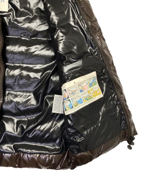 MONCLER（モンクレール）MONCLER (モンクレール) ダウンベスト ブラウン サイズ:3の古着・服飾アイテム