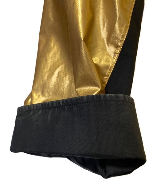 SUPREME（シュプリーム）SUPREME (シュプリーム) THE NORTH FACE (ザ ノース フェイス) Metallic Mountain Parka ゴールド サイズ:Lの古着・服飾アイテム