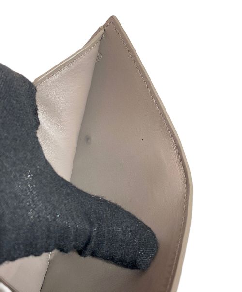 CELINE（セリーヌ）CELINE (セリーヌ) SMALL WALLET TRIOMPHE（スモールウォレットトリオンフ） ベージュ サイズ:-の古着・服飾アイテム