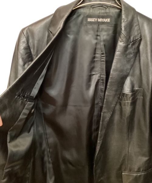 ISSEY MIYAKE（イッセイミヤケ）ISSEY MIYAKE (イッセイミヤケ) レザーテーラードジャケット ブラック サイズ:2の古着・服飾アイテム
